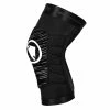 Endura SingleTrack Lite Knee Pads II 2 Endura SingleTrack Lite Knee Pads II -Cycling Clothing Shop 124383 endura singletrack lite knee pads ii